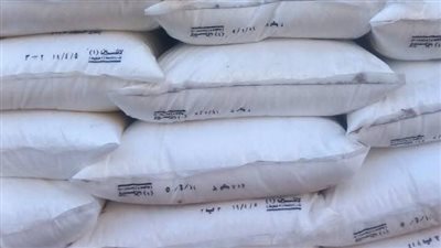 ضبط 10 أطنان سماد مدعمة و3431 أسطوانة غاز و1000 لتر سولار قبل بيعها في السوق السوداء بالبحيرة