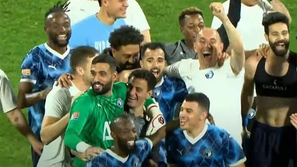 احتفالات لاعبي بيراميدز