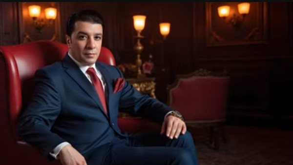 الفنان مصطفى كامل