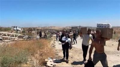 إصابة 20 فلسطينيًا برصاص الاحتلال خلال محاولة الوصول لمركز مساعدات أمريكي في نتساريم