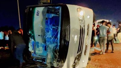 خروج 21 حالة وتحويل مصاب لمستشفى قويسنا في حادث انقلاب أتوبيس بالمنوفية