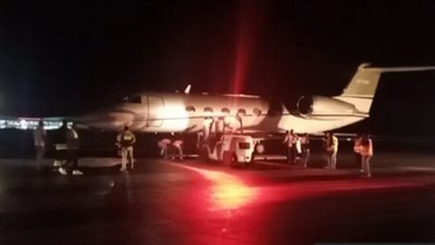 عطل مفاجئ في طائرته الخاصة.. نجاة رئيس ليبيريا من الموت المحقق