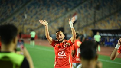 بعد تعاقده مع علي معلول.. الصفاقسي التونسي يعلن رفع عقوبة منع الفريق من القيد