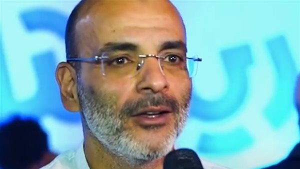 أيمن بهجت قمر