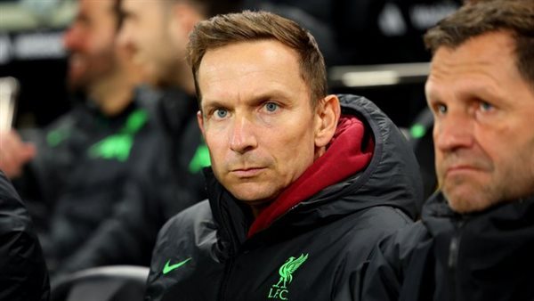 بيبين ليندرز مساعد