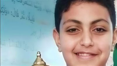 لحق بوالده.. وفاة صغير متأثرًا بإصابته في انقلاب سيارة بإسنا