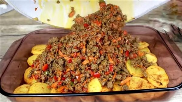 بطاطس باللحمة المفرومة