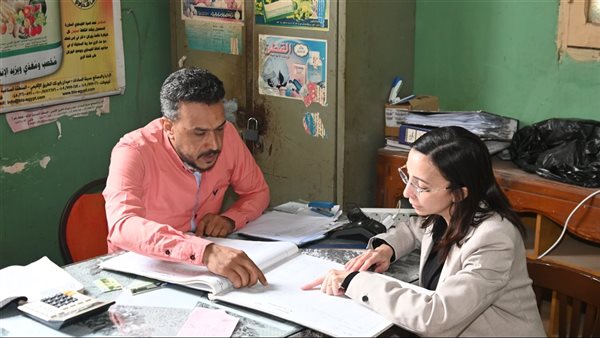 محافظ البحيرة تتفقد