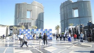 بمستوى عالمي.. بدء التحضير للنسخة الجديدة من مهرجان العلمين وأنباء عن مشاركة نجوم عالميين