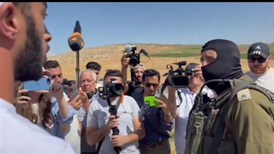 إسرائيل تمنع دخول وفد من الصحفيين الدوليين إلى الضفة الغربية المحتلة