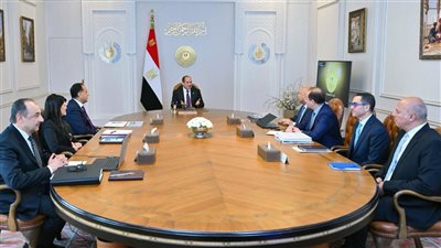 الرئيس السيسي وجه بمُواصلة العمل على تطوير وتحسين أداء الشركات التابعة لقطاع الأعمال العام