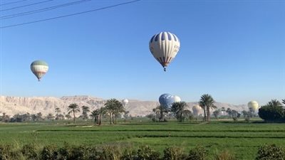 بسبب الرياح.. إيقاف رحلات البالون الطائر في الأقصر اليوم وغدًا