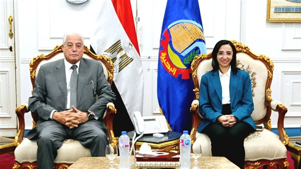 محافظ البحيرة تستقبل