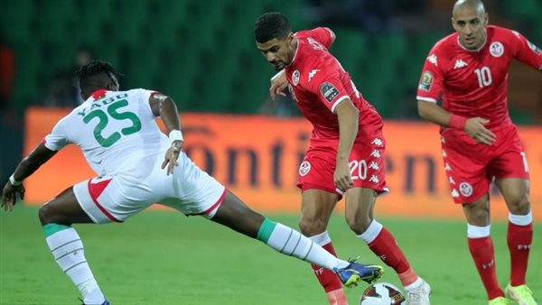 القنوات الناقلة لمباراة