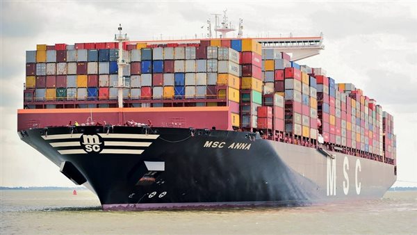 المركب العملاق