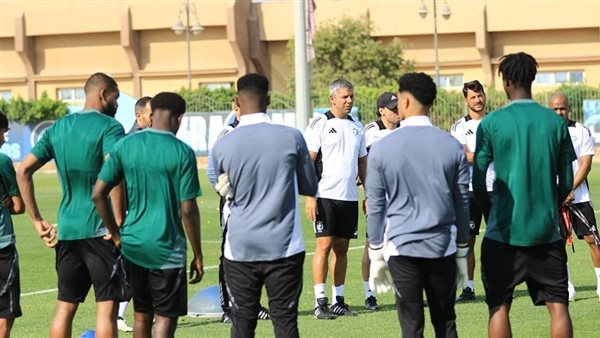 ماركوس سواريز المدير