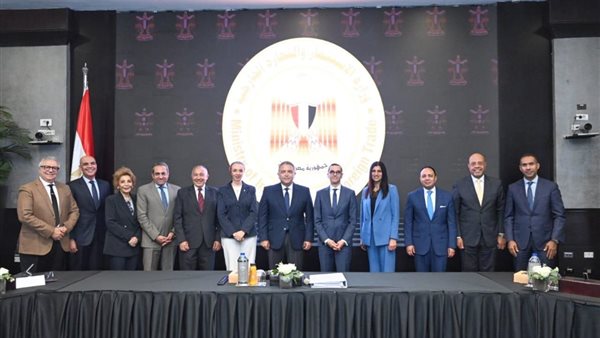 خلال الاجتماع