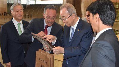 الأمين العام الأسبق لـ الأمم المتحدة يزور المتحف المصري الكبير | صور 