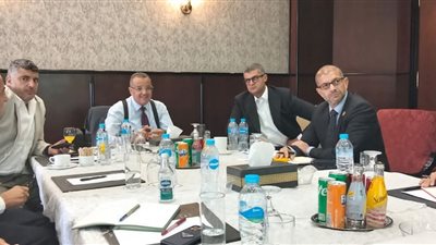 محافظ جنوب سيناء يترأس اجتماعًا لمتابعة تنفيذ استراتيجية شرم الشيخ الخضراء| صور