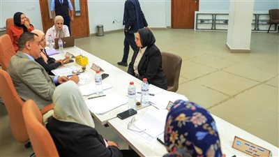 استعدادًا لتطبيق التأمين الصحي الشامل بأسوان.. مقابلات شخصية للمتقدمين لشغل عدد من الوظائف المتخصصة