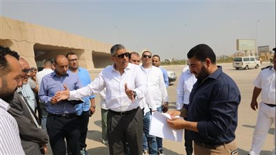 محافظ الجيزة يعاين المخطط المروري الجديد للطرق المؤدية للمتحف الكبير: مراعاة استيعاب الكثافات المتوقعة بعد الافتتاح 