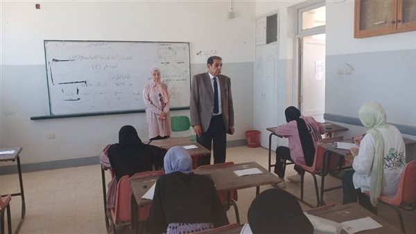 عتلم يتابع امتحان