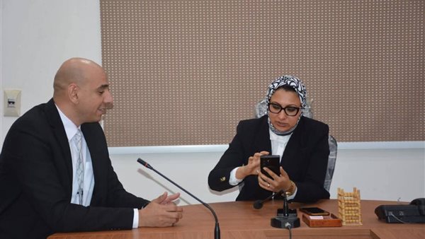 جانب من لقاء نائب