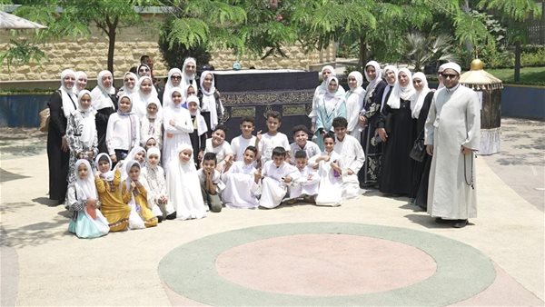 أطفال مسجد مصر يشاركون