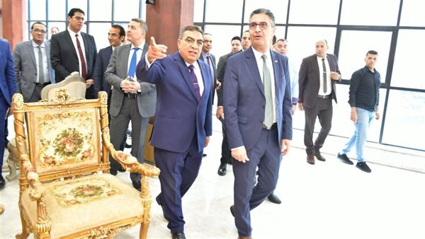 محافظ الدقهلية يستقبل