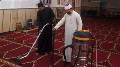 حملة نظافة واسعة بمساجد السويس استعدادًا لصلاة عيد الأضحى