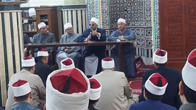 استعدادا لعيد الأضحى.. وكيل الأوقاف بالإسكندرية يلتقي أئمة إدارتي الجمرك وغرب