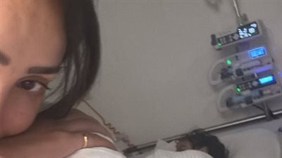 تحسن الحالة الصحية لنجل تامر حسني بعد تعرضه لوعكة صحية ونقله للمستشفى