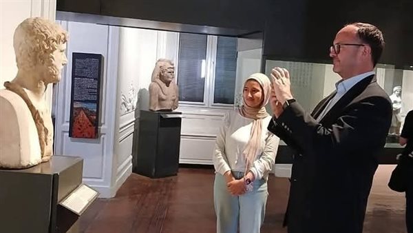 فريق عمل المتحف البريطاني