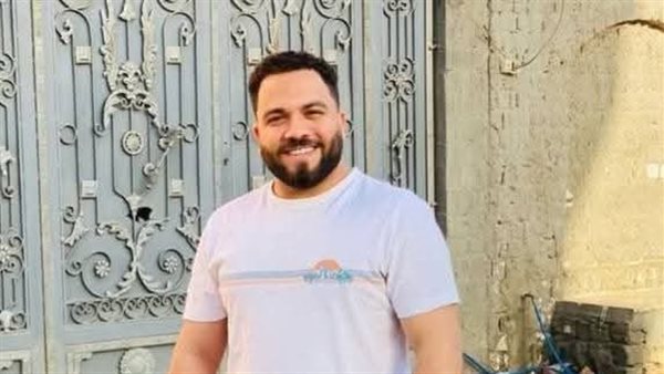 الشاب المتوفى