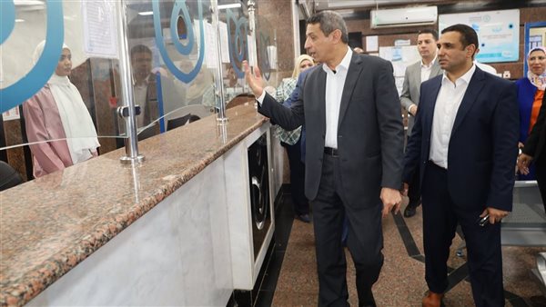 محافظ السويس يتفقد