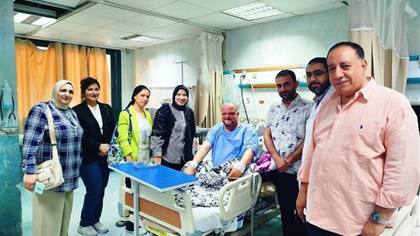  إنقاذ مسعف بعد تعرضه