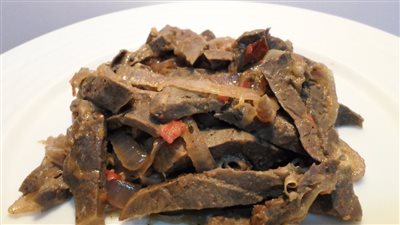 طريقة عمل الفشة المحمرة بالصور.. اكتشفي السر وراء الطراوة 