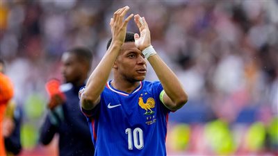 بـ180 ألف يورو.. القصة الكاملة لاتهام كيليان مبابي برشوة 5 ضباط فرنسيين