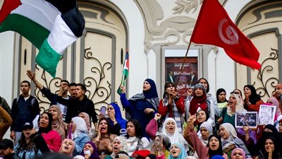 تأكيدا لـ القاهرة 24.. قافلة الصمود تقرر العودة إلى تونس بعد تعذر عبورها من ليبيا