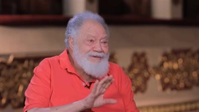 يحيى الفخراني: الفنان الحقيقي لا يستغنى عن القراءة.. وأنصح الشباب بـ الإخلاص في العمل