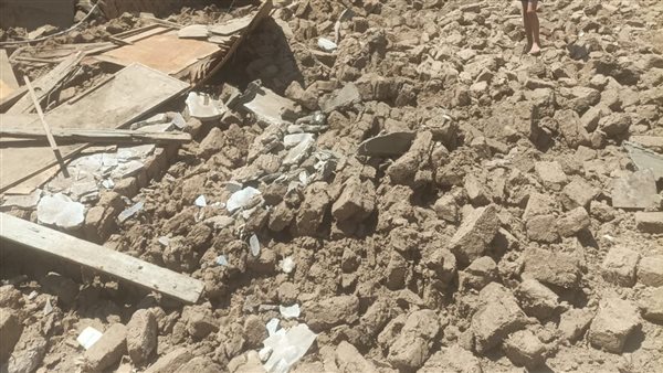 انهيار منزلين 