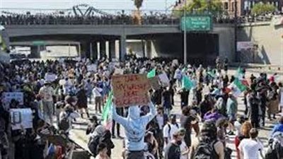 ترامب يأمر بنشر 2000 عنصر إضافي من الحرس الوطني بلوس أنجلوس للتصدي للاحتجاجات