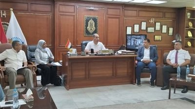 رئيس مدينة الغردقة يطلق مبادرة مجتمعية لصيانة 20 مدرسة قبل بدء العام الدراسي الجديد