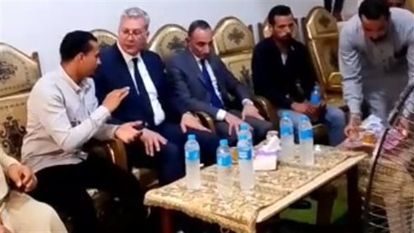 كريم بدوي وزير البترول