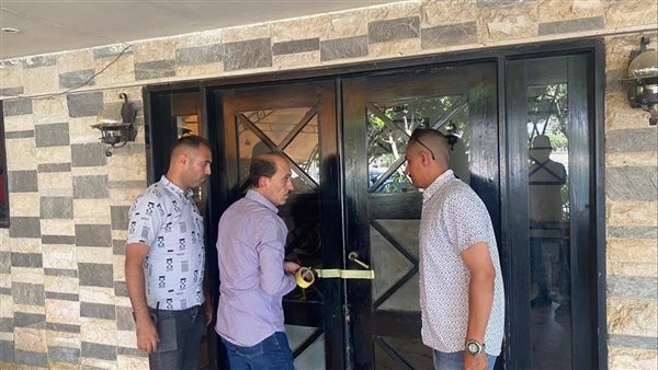 غلق وتشميع كافيه