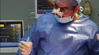 مستشفى حورس بالأقصر يُجري أول عملية زراعة Free Flap لطفل مصاب بتهتك شديد في القدم