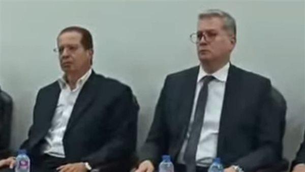 وزير البترول خلال