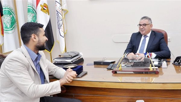 عميد تجارة عين شمس