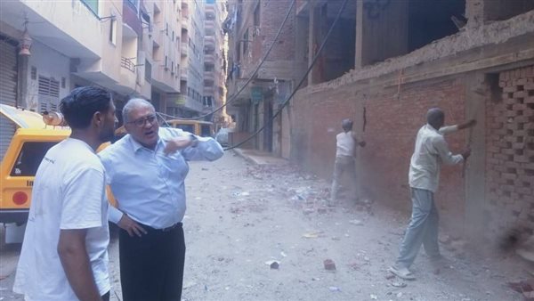 رئيس حي شرق مدينة