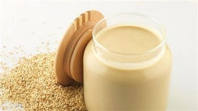 طريقة عمل الطحينة الجاهزة بالدقيق.. سلطة المحلات ووصفة أخرى بيتي بالسمسم